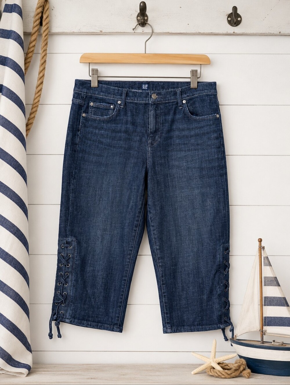 GAP Plus Size 34 (18): Dark Blue Lace-Up Side Detail Capri Jeans